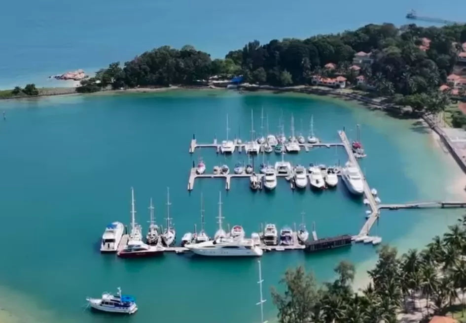 Nampak dari atas keindahan pantai Nongsa. (Foto: tangkapan layar Instagram @pantaibahagia_nongsa)