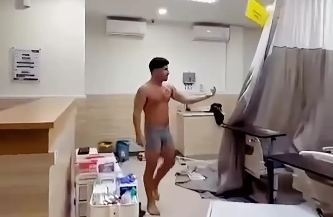 WNA Amerika saat mengamuk di ruang pemeriksaan. (Foto: Instagram @fakta.indo)