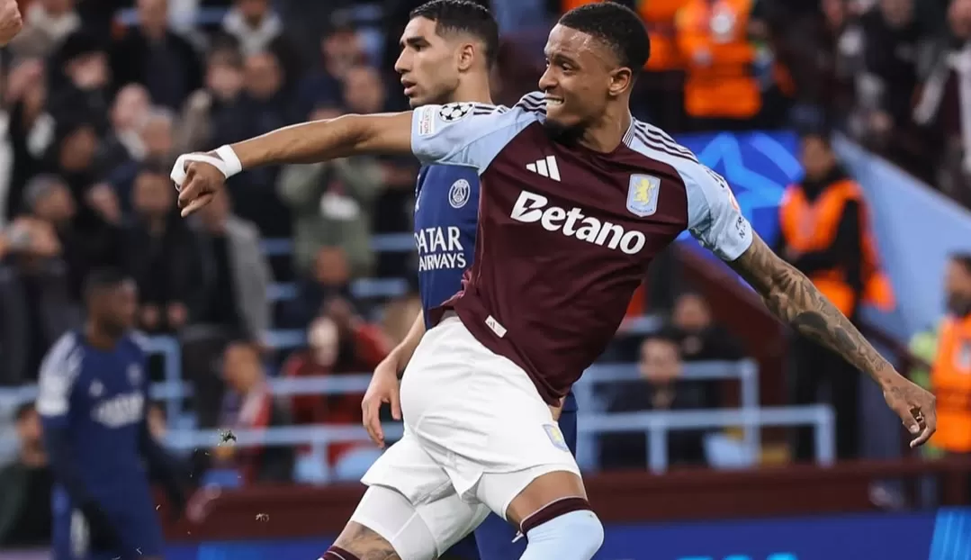 Ezri Konsa merayakan gol ketiga Aston Villa ke gawang PSG di Villa Park. (Foto: Instagram @avfcofficial)