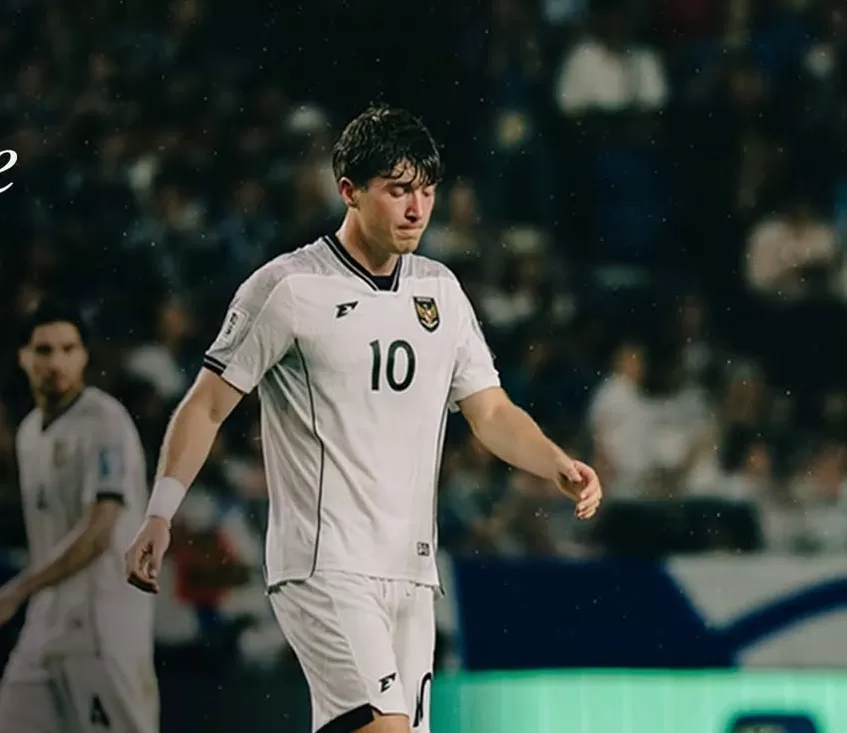 Skuad Indonesia tertunduk lesu usai dibantai Jepang dalam laga pamungkas Grup C di Osaka. (Foto: Instagram @timnasindonesia)