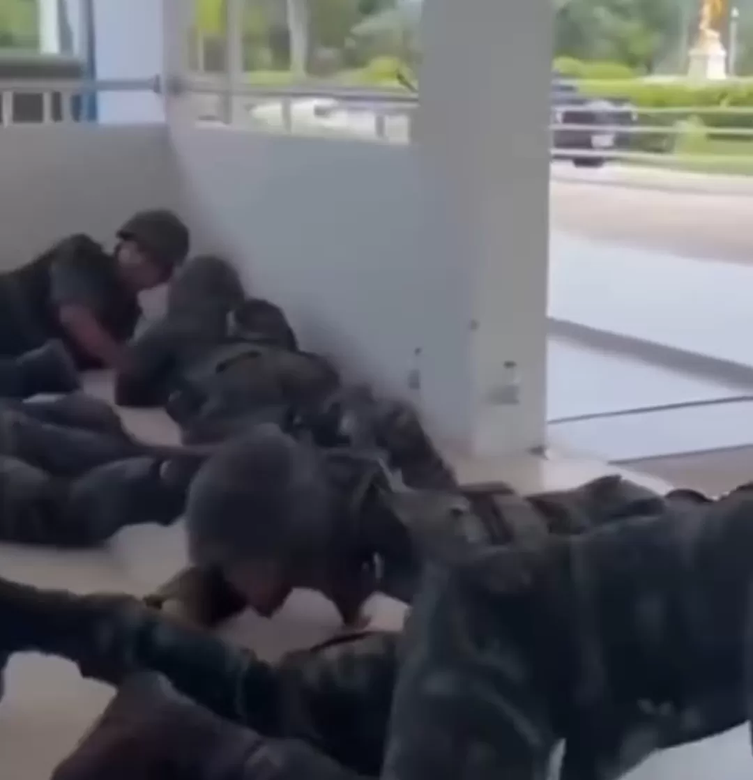 Tentara Thailand berjaga di perbatasan saat konflik dengan Kamboja kembali memanas. (Foto: Instagram @fakta.indo)