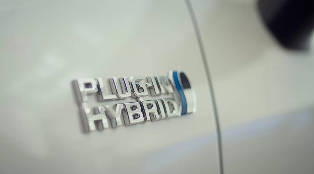 Ilustrasi. Mobil hybrid butuh perawatan khusus. Simak panduan lengkapnya agar awet, irit bahan bakar, dan tetap nyaman dikendarai. (Foto: Freepik)
