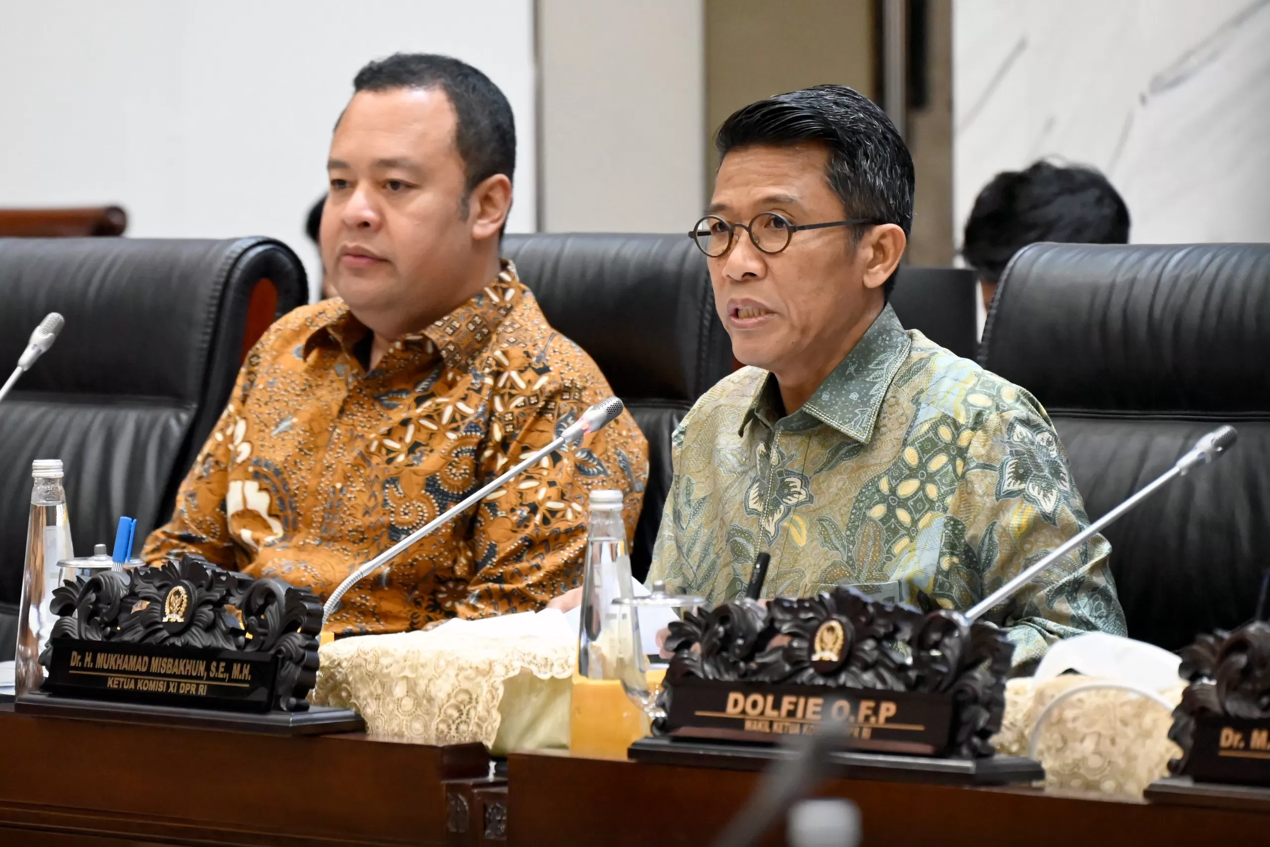 Ketua Komisi XI DPR RI (kanan) Mukhamad Misbakhun.  (Foto: DPR RI)