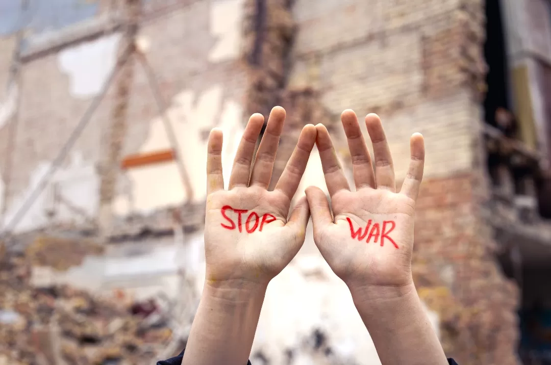 Ilustrasi. Israel gencarkan serangan di Gaza, puluhan warga Palestina tewas, dunia siapkan pengakuan Palestina. (Foto: Freepik)