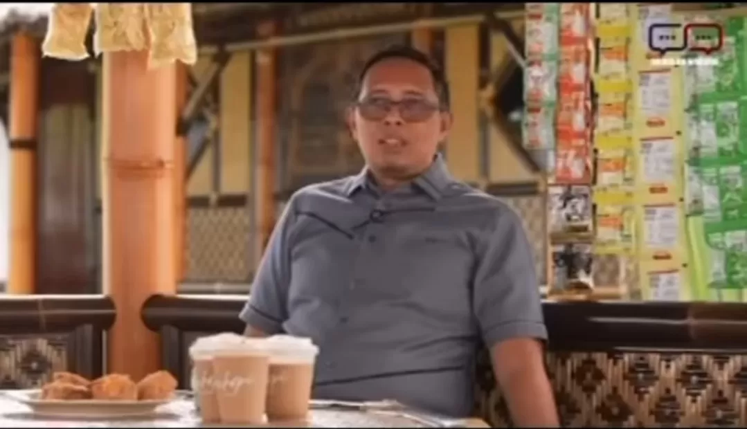 Komisaris PT Pertamina, Hasan Nasbi. (Foto: Instagram @fakta.indo)