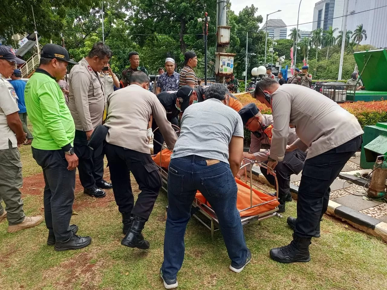 Petugas air mancur Patung Kuda tewas diduga tersengat listrik saat periksa pompa air. (Foto: Dok. Polres Jakpus)