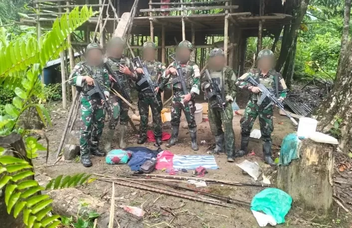 Prajurit Marinir TNI AL Berhasil Merebut Markas Separatis OPM Di Papua Barat Daya Prajurit Marinir TNI Al Berhasil Merebut Markas Separatis OPM Di Papua Barat Daya