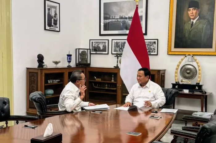 Potret Menteri Koordinator Bidang Pangan, Zulkifli Hasan bersama Presiden RI, Prabowo Subianto. (Instagram.com/@zul.hasan)