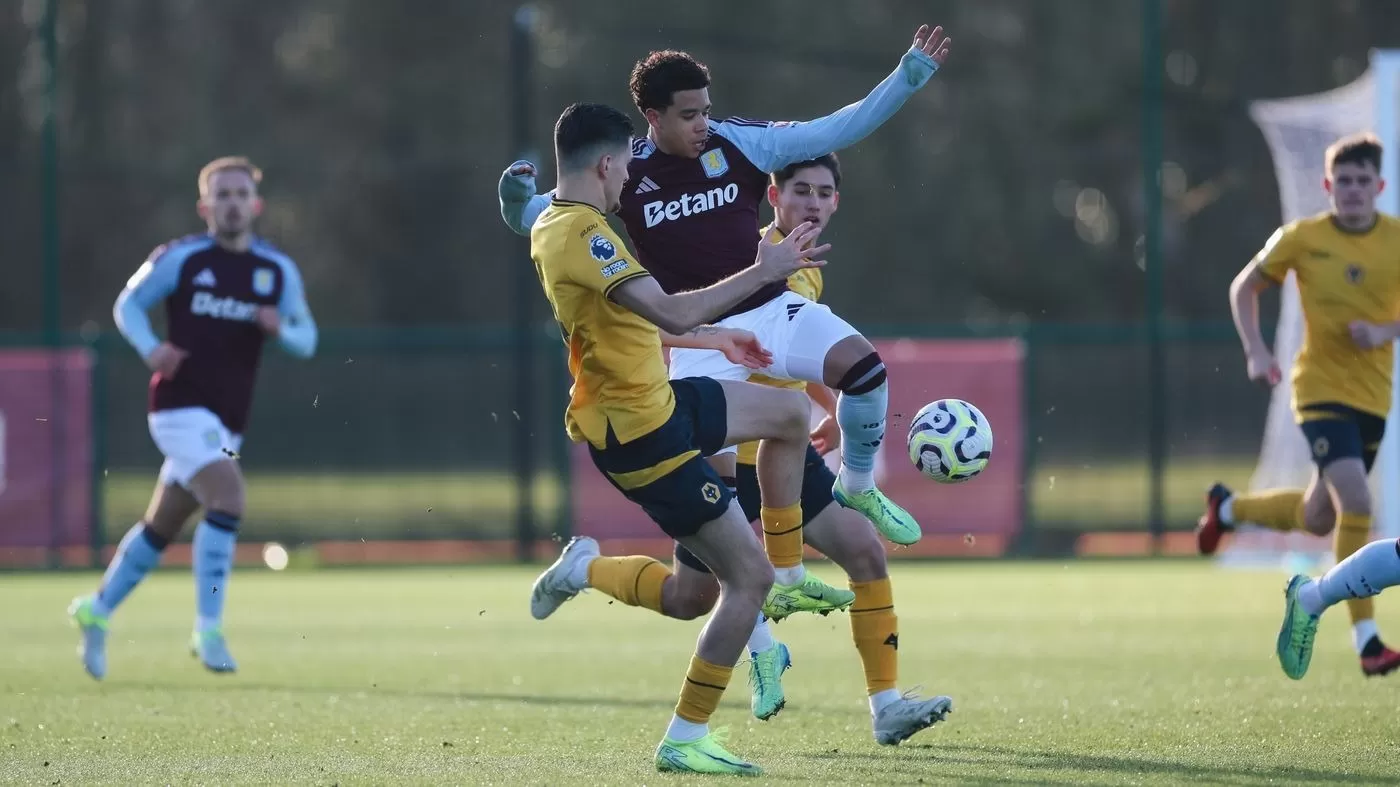 Pemain Timnas Indonesia Justin Hubner alami cedera usai membela klub asal Inggris, Wolves U-21 melawan Aston Villa U-21. (avfc.co.uk)