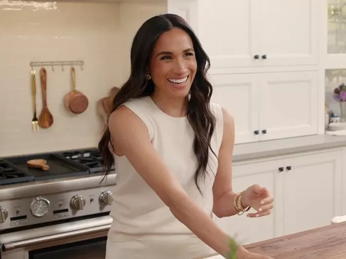 Meghan Markle kena nyinyiran netizen setelah terlihat di pengungsian korban kebakaran LA (Netflix)