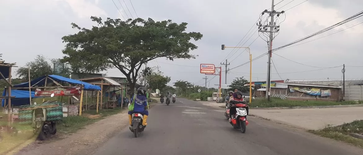 Jalan raya Clangapan-Pamotan