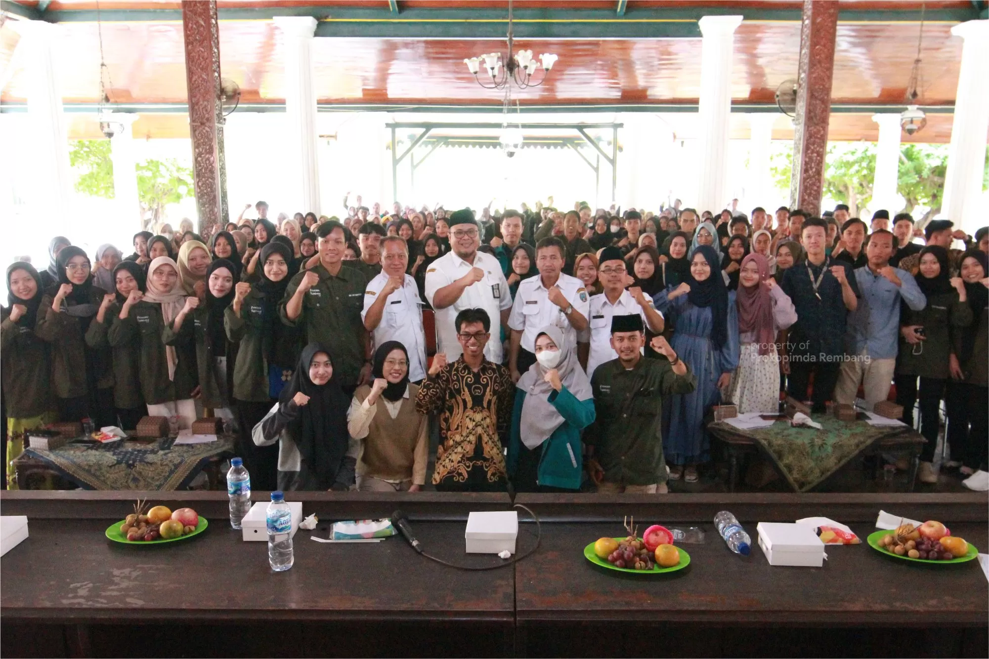 Temu Angkatan Silahturahmi dan Evaluasi Kontrak Beasiswa Rembang yang digelar di Pendopo Museum RA Kartini, Rabu (24/1/2024).