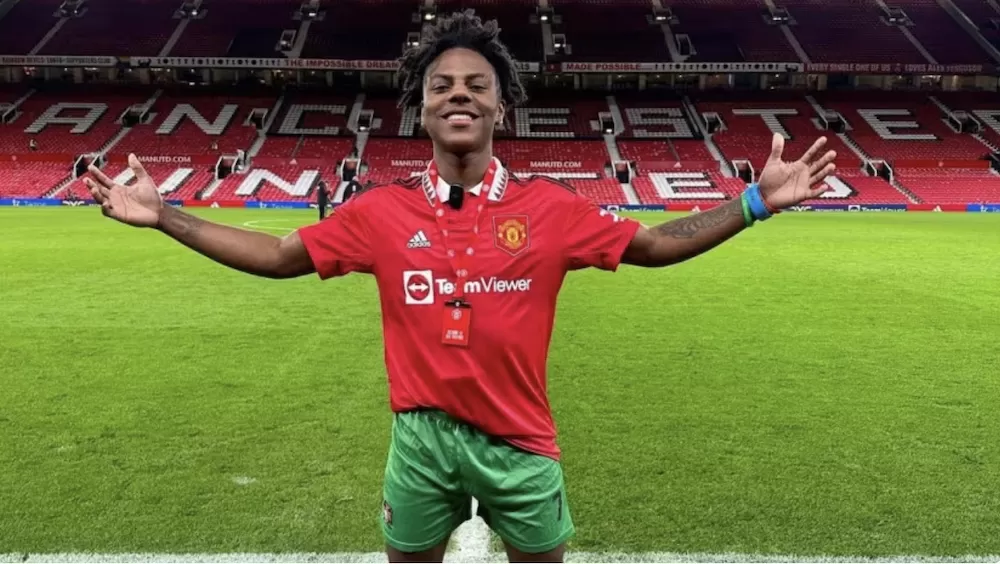 YouTuber asal Amerika Serikat, Darren Jason Watkins Jr, yang juga dikenal sebagai IShowSpeed, atau Speed, saat berada di Old Trafford, Inggris. (Foto: Instagram/@ishowspeed)