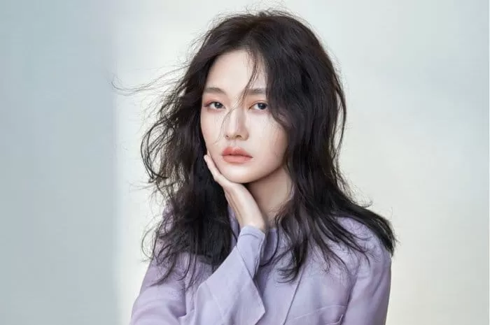 Abu mendiang Barbie Hsu tiba di Taiwan. (Instagram/hsushiyuan)