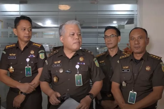 Keterangan Kejagung terkait kasus dugaan korupsi minyak mentah di Kementerian ESDM periode 2018-2023. (Dok. Kejaksaan RI)