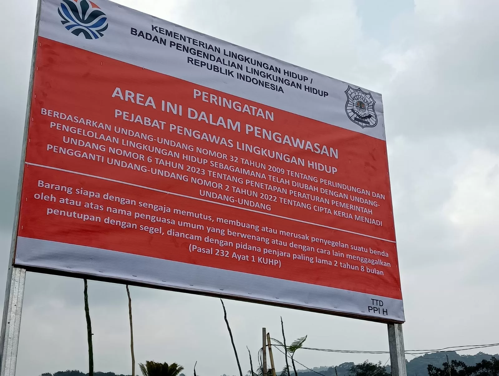 Jembatan Gantung Terpanjang Dunia di Bogor Resmi Disegel Pemerintah