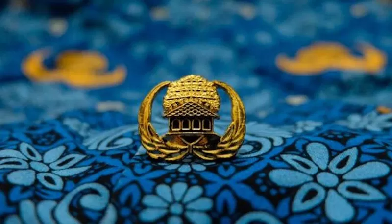 Rini Widyantini ungkap fakta kenaikan gaji PNS 2025 masih dibahas pemerintah. Simak alasan, data, dan perspektif lengkapnya.