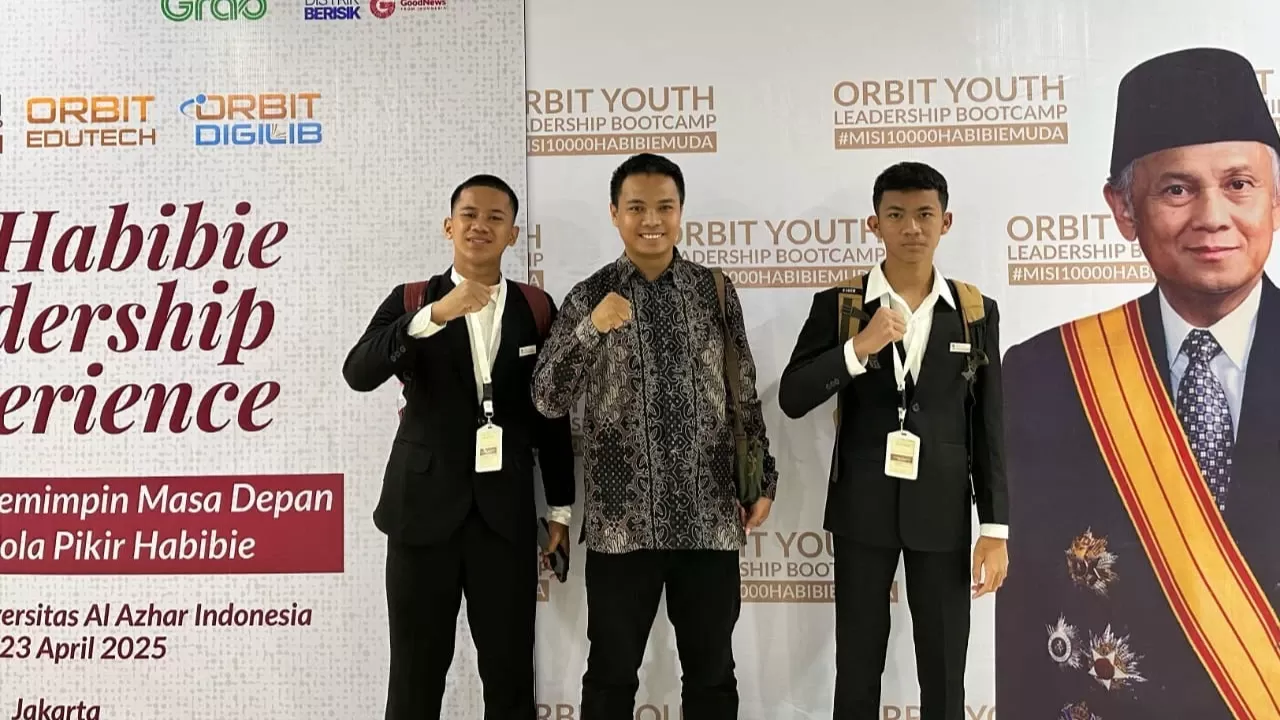 Dua siswa MTsN 1 Pati lolos program Orbit Youth Leadership 2025, bawa semangat kepemimpinan dan budaya wayang ke tingkat nasional.