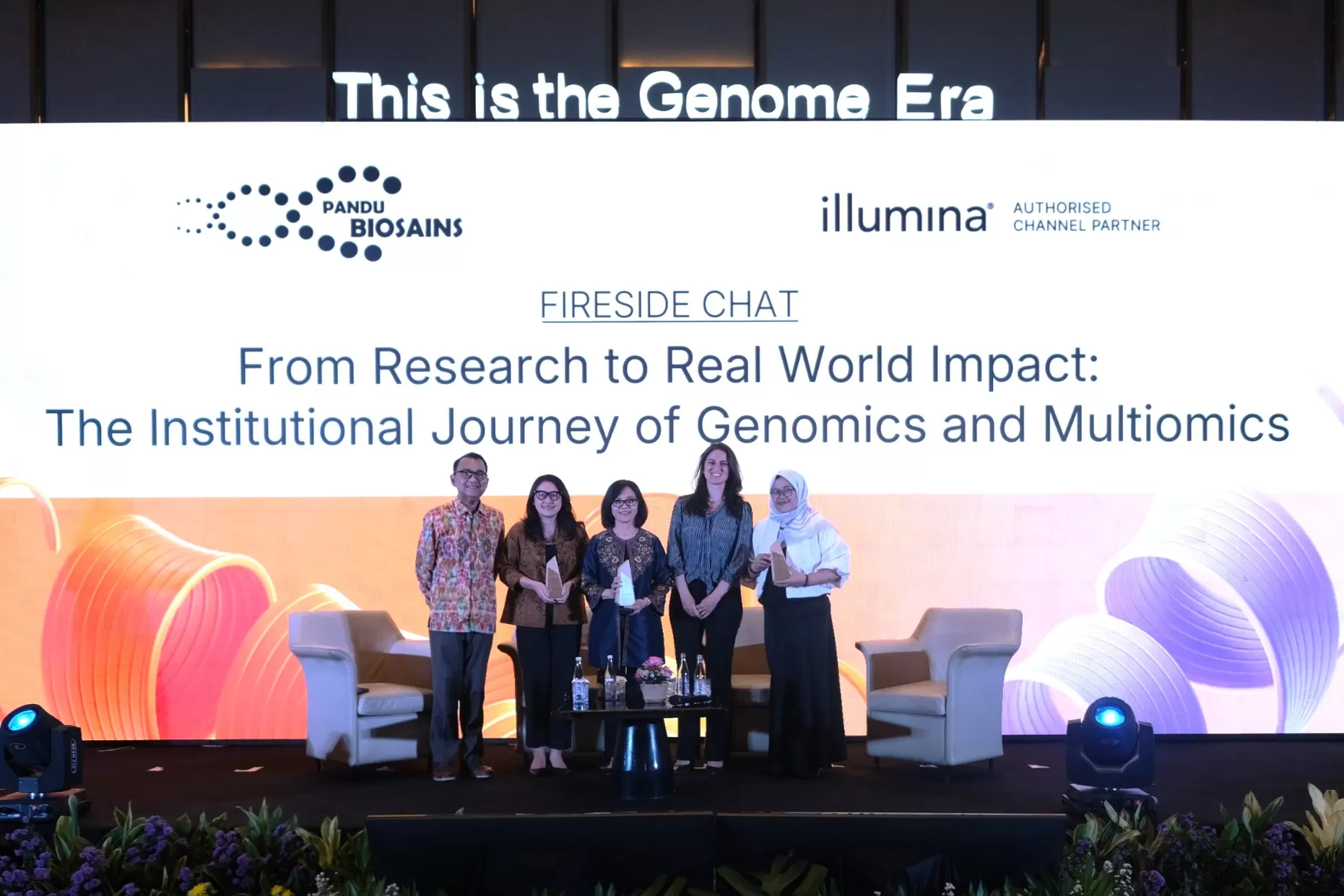 Pandu Biosains, Illumina, dan Kementerian Kesehatan RI menghadiri sesi Media Briefing di acara Illumina Genomics Summit 2025.