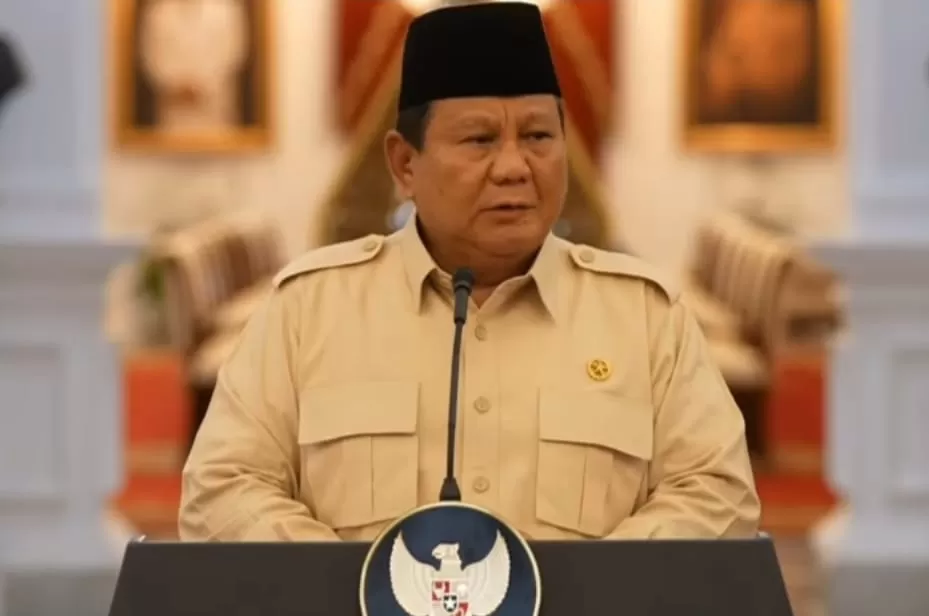 Presiden Prabowo saat konferensi pers di Istana Merdeka, Senin, 17 Februari 2025. (Tangkapan layar YouTube Sekretariat Presiden)