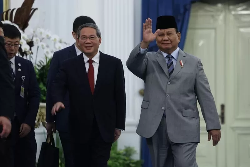 LP China Li Qiang, menyampaikan pesan dan salam hangat dari Presiden Xi Jinping kepada Presiden Republik Indonesia Prabowo Subianto