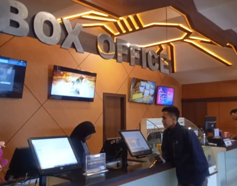 Simak jadwal bioskop Rembang hari ini, Minggu 8 Juni 2025. NSC Ultima Rembang menayangkan film horor, drama, animasi, dan aksi terbaik. Cek jam tayang dan sinopsis singkatnya di sini.