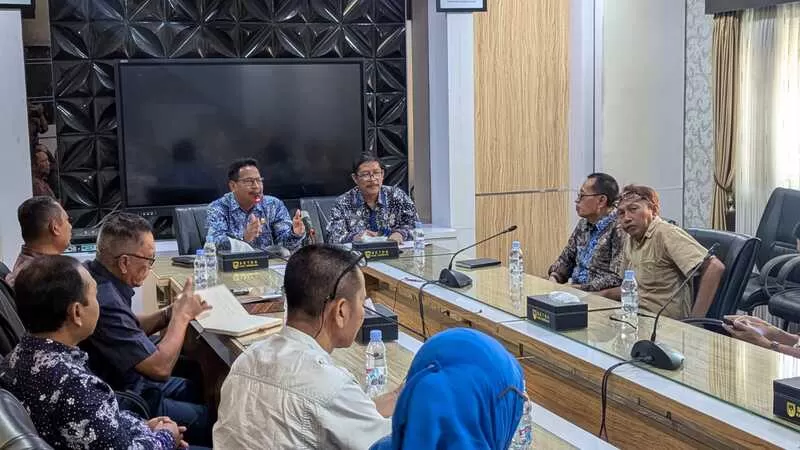 Penjualan aset BMT Harum harus lewat RAT. Pemkab Rembang dorong audit akuntan publik ungkap dugaan kecurangan keuangan.  