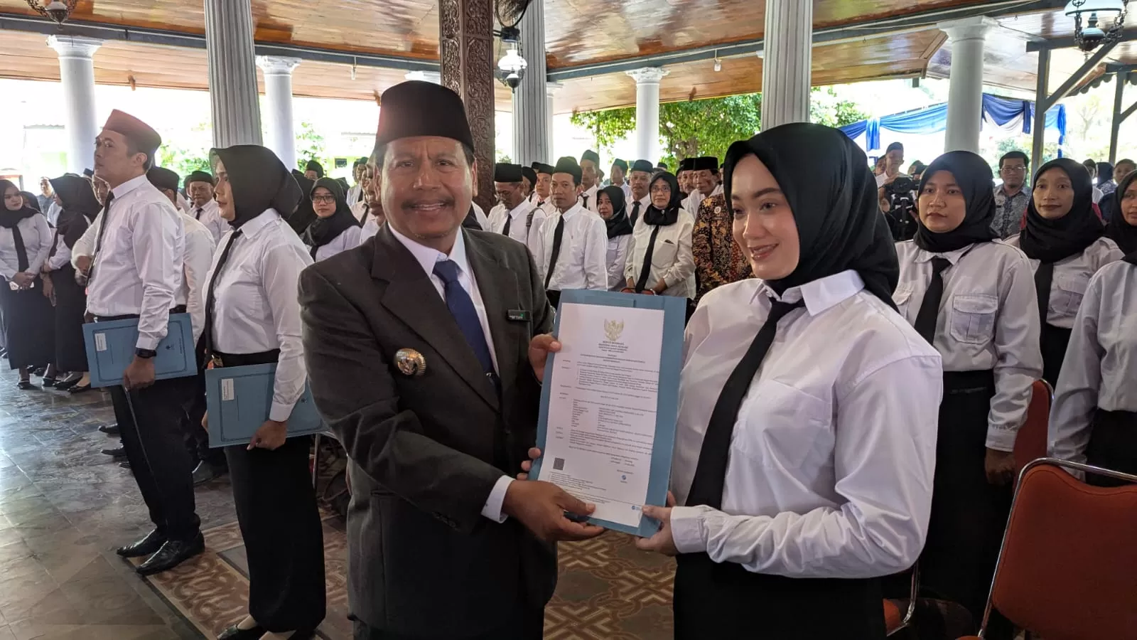 Proses seleksi Pegawai Pemerintah dengan Perjanjian Kerja (PPPK) Tahap II di Kabupaten Rembang mengalami perubahan jumlah peserta.