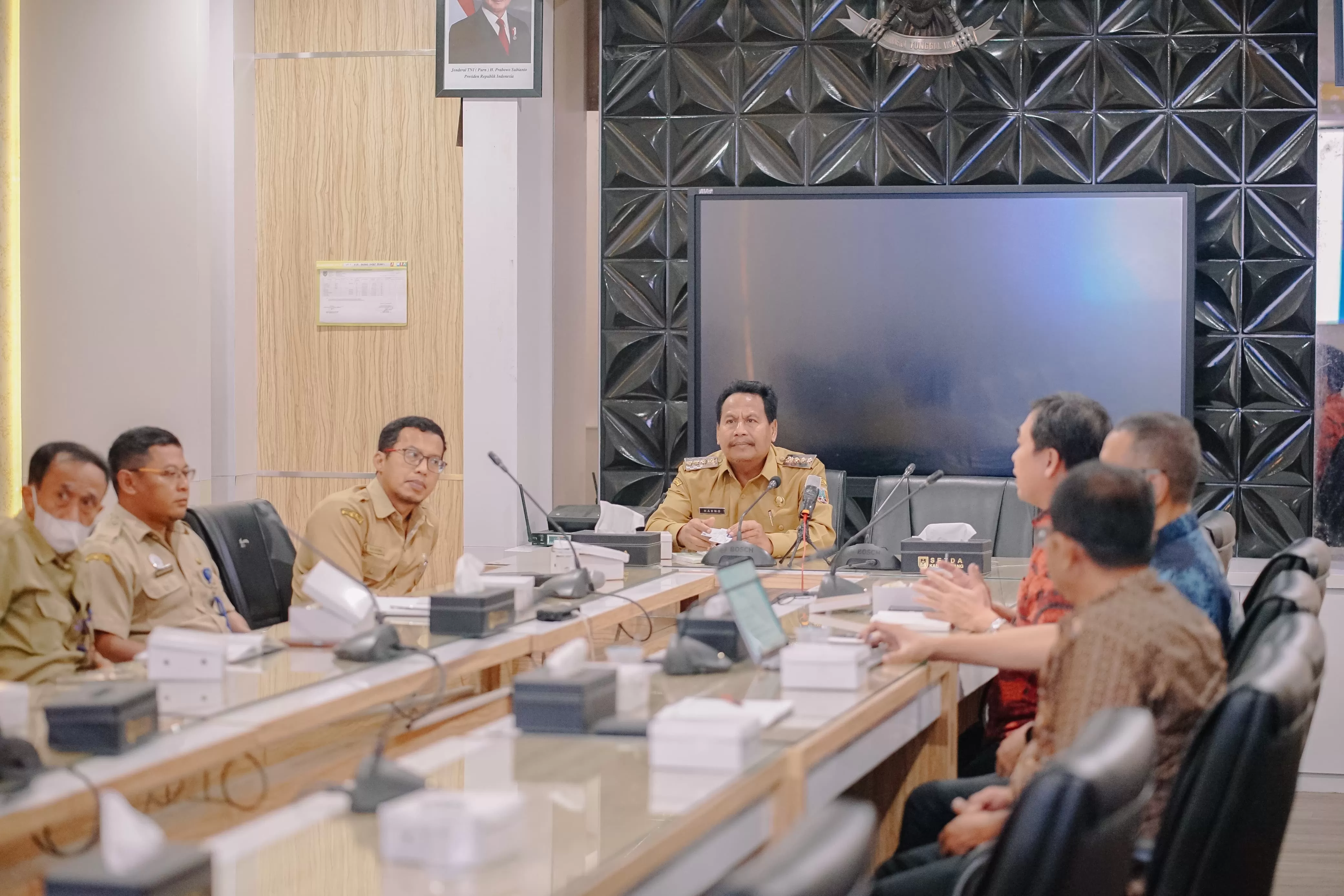 PT Roteq tawarkan teknologi RDF ke Pemkab Rembang sebagai solusi pengelolaan sampah. Proyek potensial dijadwalkan tahun 2026.