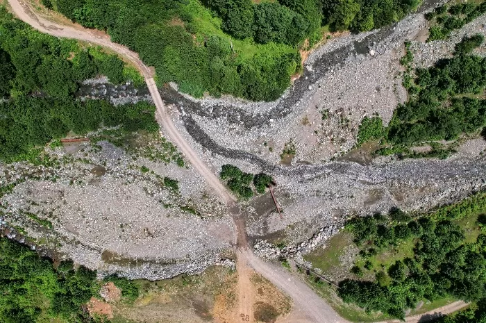 Ilustrasi sebuah insiden longsor. (Unsplash.com/Max)