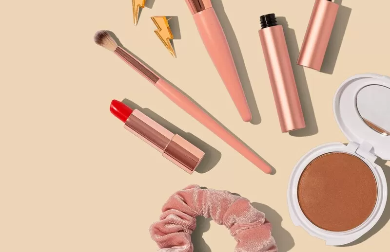 BPOM temukan 23 kosmetik berbahaya periode Juli&ndash;September 2025, mengandung merkuri, hidrokuinon, dan bahan dilarang lain.