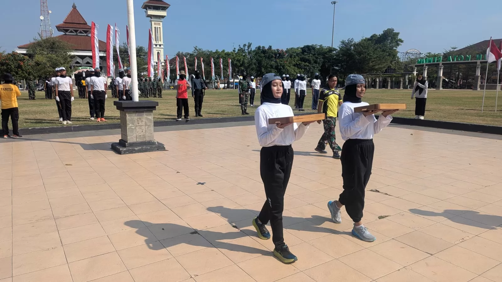 Persiapan HUT ke-80 RI di Rembang capai 80 persen, seragam Paskibraka mulai didistribusikan pekan depan, pengukuhan 15 Agustus. 