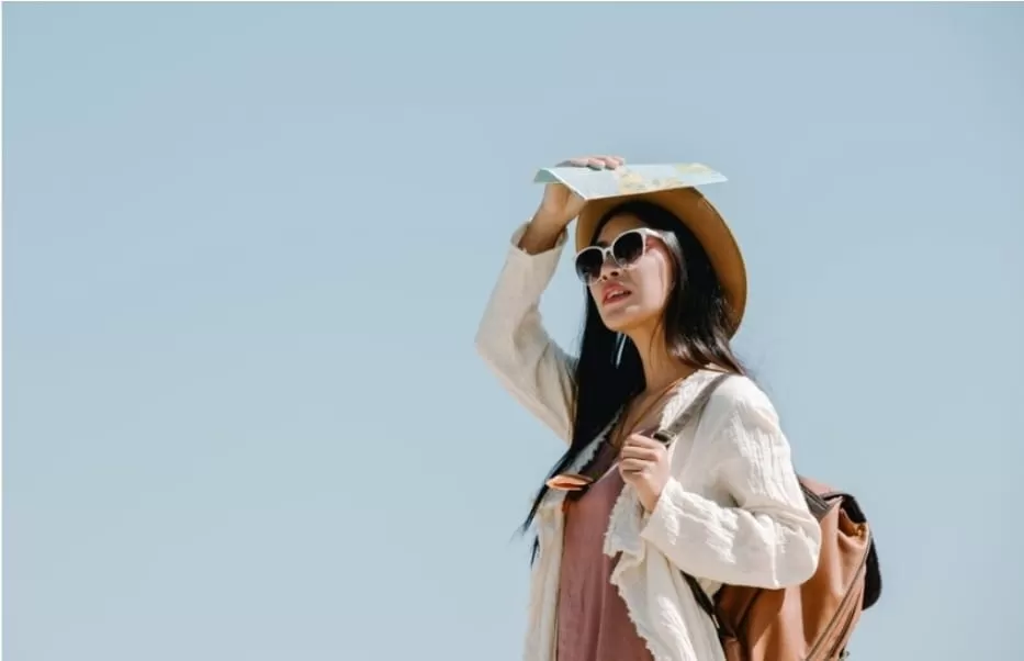 Foto ilustrasi saat sedang pergi liburan. (Freepik/jcomp)