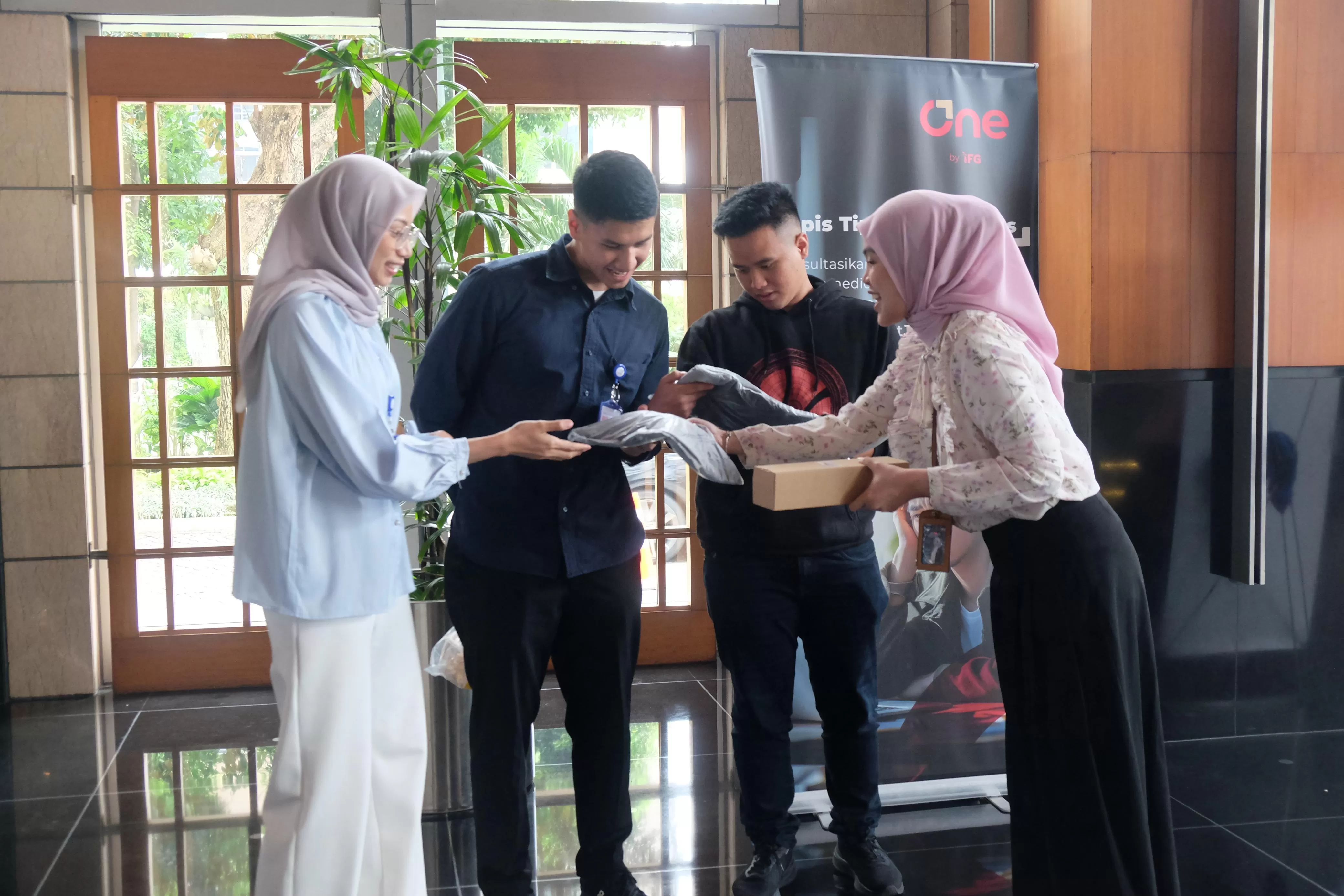IFG rayakan Hari Pelanggan Nasional 2025 dengan aplikasi One by IFG dan program apresiasi digital yang memudahkan nasabah.