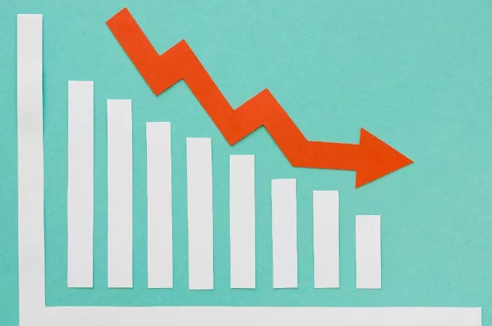 Ilustrasi fenomena september effect yang dinilai memiliki rekor ekonomi rata-rata buruk di pasar global. (Freepik.com)