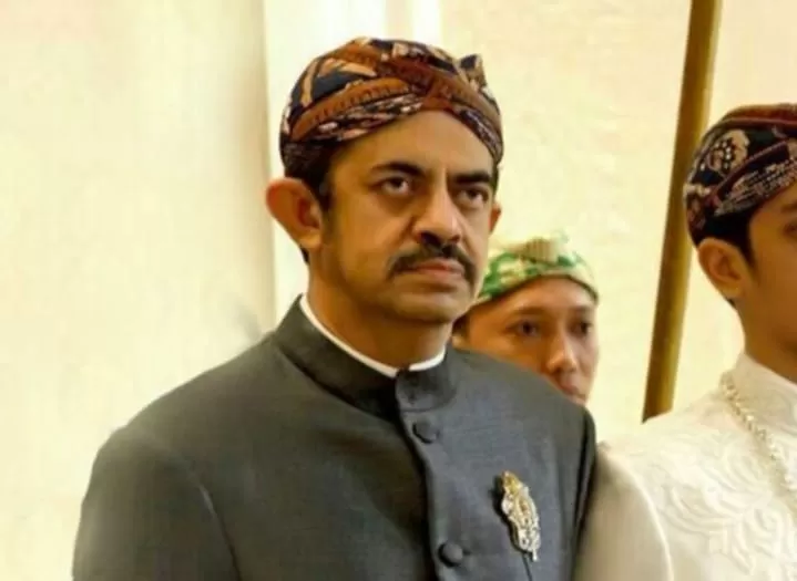 Kejagung mengungkapkan status kependudukan Riza Chalid kini berada dalam posisi tanpa kewarganegaraan alias stateless. (TikTok/pbwmeewqiw8)