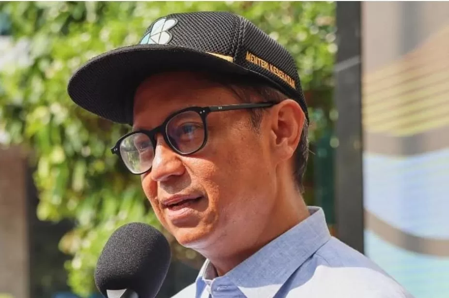 Menteri Kesehatan (Menkes) Budi Gunadi Sadikin ungkap Kemenkes rutin beri laporan kasus keracunan MBG pada BGN. (Instagram/bgsadikin)