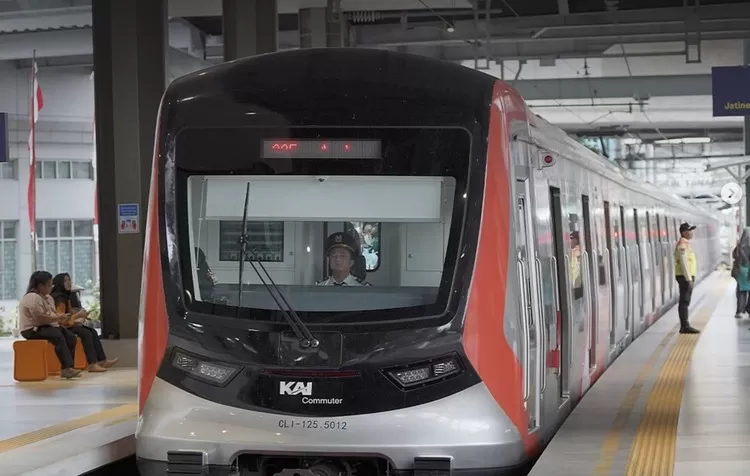 Cek jadwal terbaru KRL Solo&ndash;Jogja 11&ndash;13 November 2025. Temukan jam keberangkatan, rute, dan tips penting bagi penumpang. 