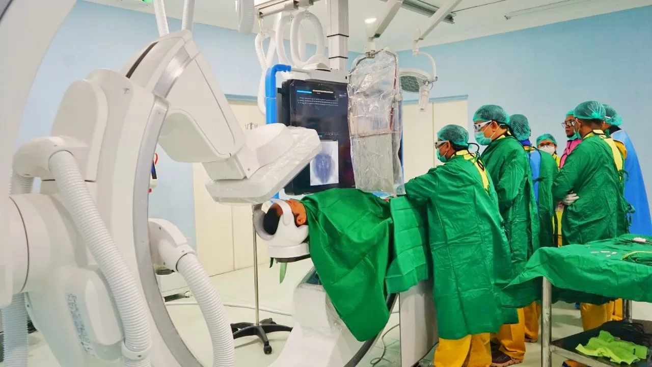 Pemkab Rembang mengusulkan layanan cathlab RSUD dr. Soetrasno dapat dicover BPJS usai Rembang capai UHC Prioritas.