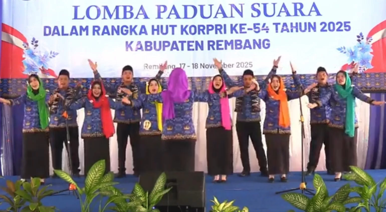 Ratusan ASN Rembang mengikuti lomba paduan suara KORPRI ke-54 di Pendapa Museum Kartini dengan antusias tinggi.  