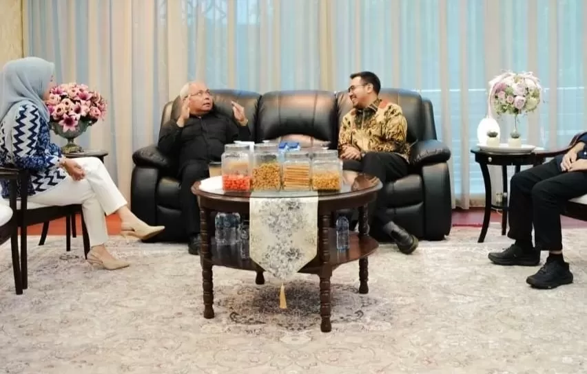 Caption: Pertemuan Ketua DPRD Sumatera Utara Erni Sitorus bersama mantan terpidana korupsi Chaidir Ritonga. Foto: Dok Marwah