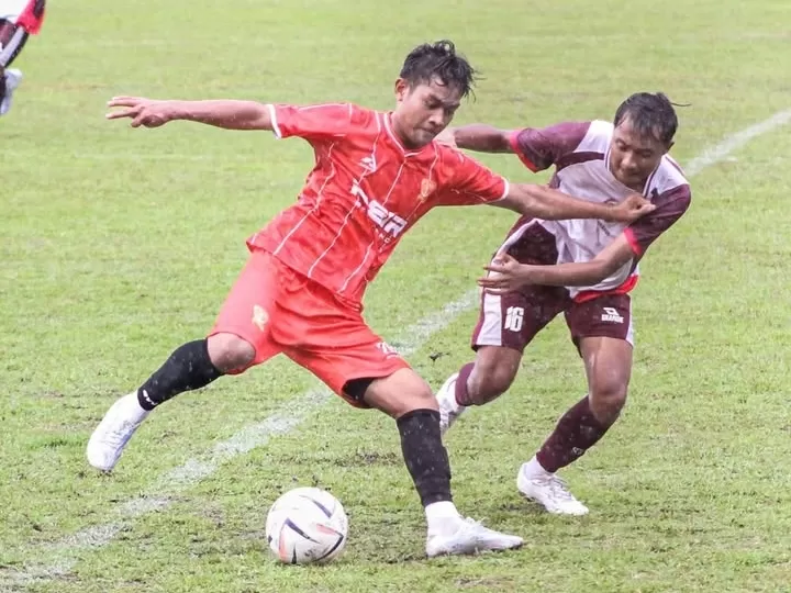 PSIR Rembang menundukkan Persipur 2-0 di laga ujicoba jelang Liga 4 Jateng 2025, dua gol cepat menit 3 dan 10.  