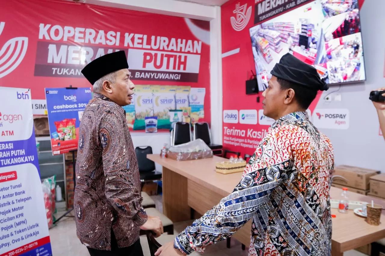 Menteri Koperasi Launching Koperasi Merah Putih Tukangkayu, Banyuwangi Jadi Model Penguatan Ekonomi Kelurahan
