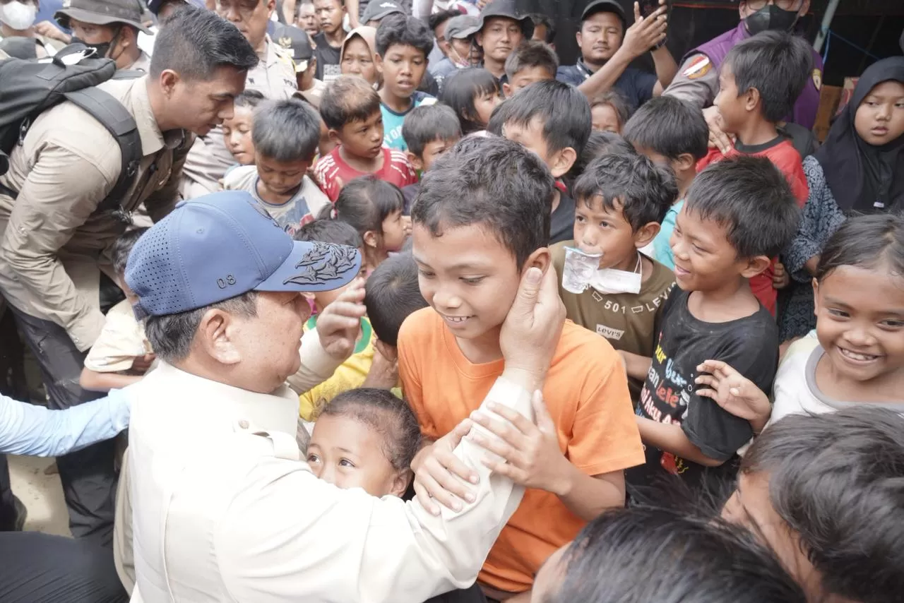 Dari Moskow Langsung Tiba di Medan, Prabowo Prioritaskan Percepatan Penanganan Bencana