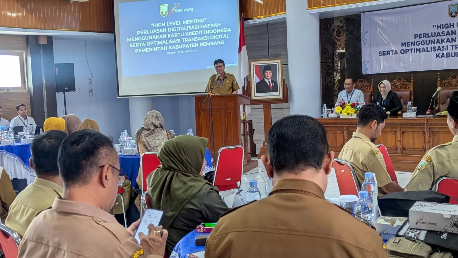 Sekretaris Daerah Kabupaten Rembang, Fahrudin, menyampaikan apresiasi kepada Bank Jateng Cabang Rembang atas dukungan dan inovasi yang terus diberikan dalam penguatan sistem transaksi non-tunai