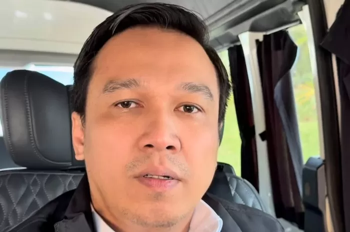 Menyoroti penuturan perwira polisi, Manang Soebeti terkait aplikasi ilegal yang diduga jadi andalan matel curi data debitur kendaraan. (Instagram.com/@manangsoebeti_official)