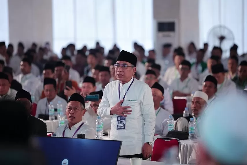 KH Yahya Cholil Staquf menegaskan sikap taslim dan komitmen islah dalam Musyawarah Kubro NU di Lirboyo, Kediri.