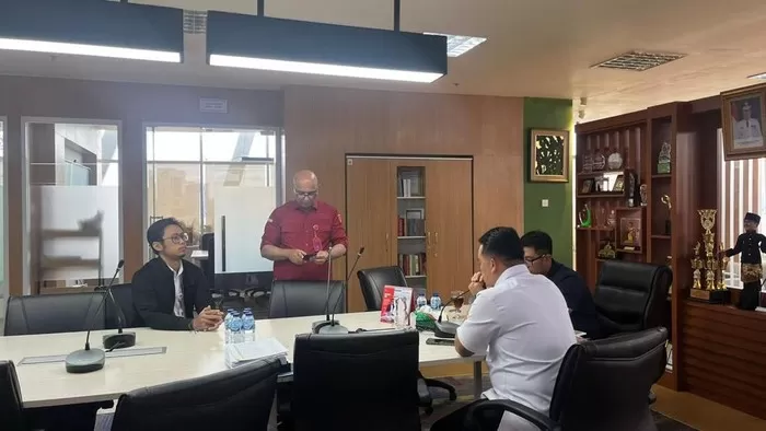 Pj Gubernur Jakarta Teguh Setyabudi Nonaktifkan Kadis Kebudayaan Iwan Henry Wardhana usai penggeledahan Kejati  (Kejati Jakarta)