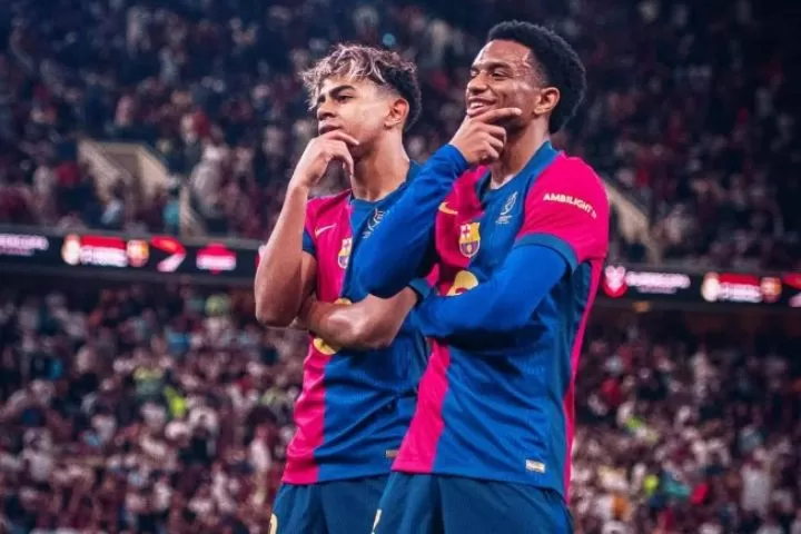 Barcelona keluar sebagai juara Supercopa de Espana 2025 setelah menang telak 5-2 atas Real Madrid (instagram/@fcbarcelona)