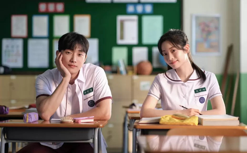 Dahyun TWICE di film You Are the Apple of My Eye versi Korea.(foto: kdrama zone)